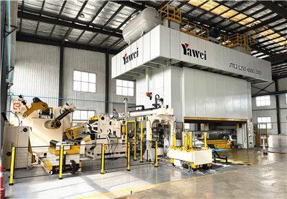 SUNRUI Coil Feed line with 3D transfer systems for auto parts processing